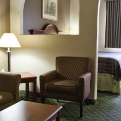 Отель Best Western Plus Tulsa Inn & Suites США, Талса - отзывы, цены и фото номеров - забронировать отель Best Western Plus Tulsa Inn & Suites онлайн удобства в номере фото 2