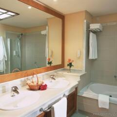 Costa Adeje Gran Hotel ванная