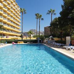 Отель Econotel Las Palomas Apartments Испания, Магалуф - отзывы, цены и фото номеров - забронировать отель Econotel Las Palomas Apartments онлайн бассейн
