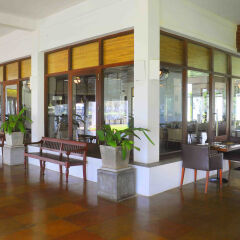 Отель Blue Water Club Suites интерьер отеля