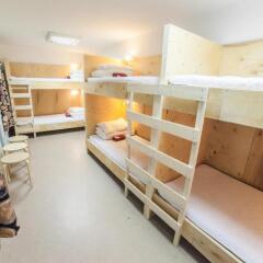Хостел VELOHOSTEL Marata Стандартный номер с различными типами кроватей фото 28