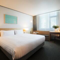 Orakai Cheonggyesan Hotel комната для гостей