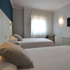 Отель Vista Alegre Hostal Кастро-Урдиалес фото 3