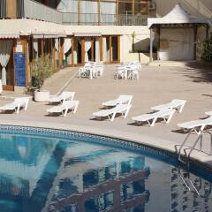 Отель Flamingo Beach Resort Испания, Бенидорм - отзывы, цены и фото номеров - забронировать отель Flamingo Beach Resort онлайн бассейн фото 2