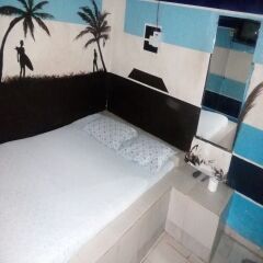 Moya Hotel in Abidjan, Cote d'Ivoire from 24$, photos, reviews - zenhotels.com bathroom photo 2
