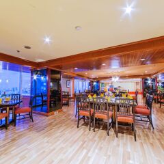 Отель Prince Suite Residence Managed by Prince Palace гостиничный бар