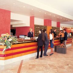 Отель Serena Majestic Hotel Residence Италия, Монтезильвано - отзывы, цены и фото номеров - забронировать отель Serena Majestic Hotel Residence онлайн интерьер отеля