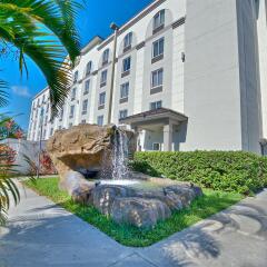 Отель Best Western Airport Inn & Suites фото 2