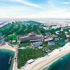 JA Beach Hotel балкон