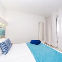 Отель Globales Apartamentos Lord Nelson Эс-Мигхорн-Гран комната для гостей