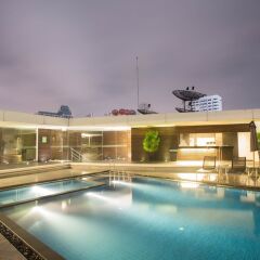 Отель Oakwood Residence Sukhumvit Thonglor Бангкок бассейн фото 3
