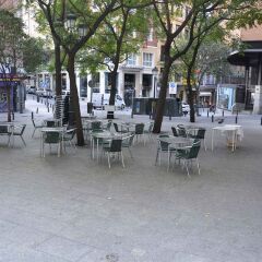 Отель Madrid Motion Hostels бассейн
