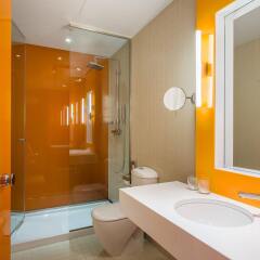 Отель Room Mate Óscar ванная фото 2