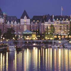 Отель The Fairmont Empress Канада, Виктория - отзывы, цены и фото номеров - забронировать отель The Fairmont Empress онлайн приотельная территория
