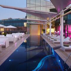 Jumeirah Creekside Hotel гостиничный бар