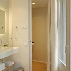 Отель The Moods Catedral Hostal Boutique Испания, Барселона - отзывы, цены и фото номеров - забронировать отель The Moods Catedral Hostal Boutique онлайн ванная фото 2