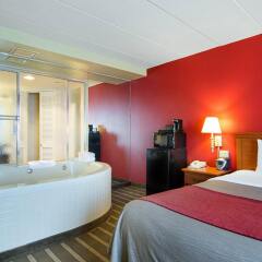 Отель Comfort Inn University Center комната для гостей