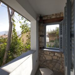 Отель Live in the Shadow of the Acropolis Афины ванная