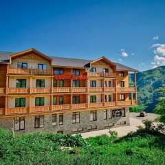 Отель Gudauri Inn Грузия, Гудаури - отзывы, цены и фото номеров - забронировать отель Gudauri Inn онлайн вид на фасад фото 2