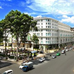 Отель Caravelle Saigon парковка