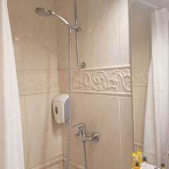 Отель Madeleine Budget Rooms Grand Place ванная