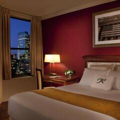 The Roosevelt Hotel, New York City сейф в номере