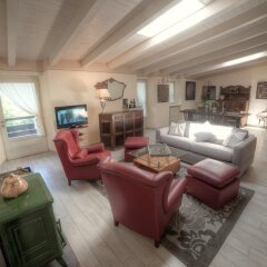 Отель La Foresteria - 3 Br Villa Вербания комната для гостей