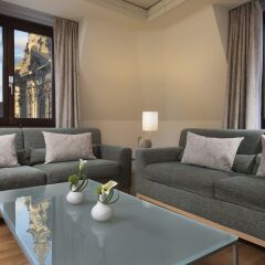 Отель Hilton Dresden Германия, Дрезден - 3 отзыва об отеле, цены и фото номеров - забронировать отель Hilton Dresden онлайн комната для гостей фото 2