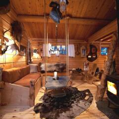 Отель Engholm Husky Design Lodge развлечения