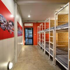 Adventure Hostel фитнесс-зал фото 4