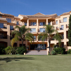 Hotel Guadalmina Spa & Golf Resort парковка