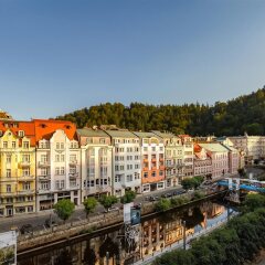 Отель Spa Hotel Dvorák Чехия, Карловы Вары - 6 отзывов об отеле, цены и фото номеров - забронировать отель Spa Hotel Dvorák онлайн балкон