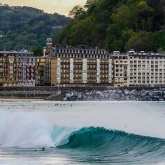 Отель Surfing Etxea Испания, Сан-Себастьян - отзывы, цены и фото номеров - забронировать отель Surfing Etxea онлайн пляж фото 2