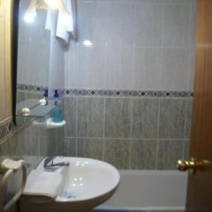Отель Hostal Andalucia ванная фото 2