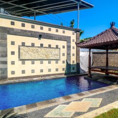 OYO 1051 De Loran Hotel in Seririt, Indonesia from 22$, photos, reviews - zenhotels.com pool