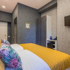 Brikwol Boutique Hotel Тбилиси сейф в номере