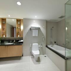 Отель Centre Point Sukhumvit Thong-Lo ванная фото 2