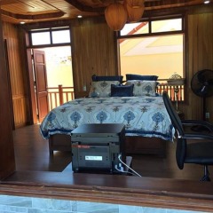 Отель Khamy Riverside Resort сейф в номере