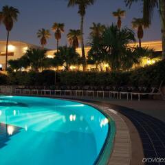 Отель Le Meridien Dubai Hotel & Conference Centre ОАЭ, Дубай - отзывы, цены и фото номеров - забронировать отель Le Meridien Dubai Hotel & Conference Centre онлайн бассейн