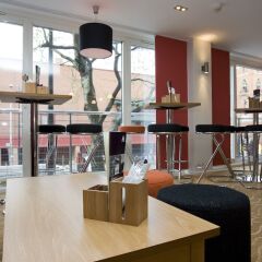 Отель YHA London St Pancras развлечения
