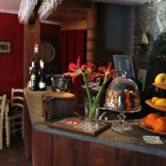 Отель Comme Chez Soi Сен-Кристоф гостиничный бар