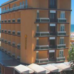 Отель Carlton Beach Италия, Римини - 2 отзыва об отеле, цены и фото номеров - забронировать отель Carlton Beach онлайн пляж
