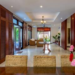 Отель Secret Garden Villas-Furama Beach Danang интерьер отеля