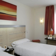 B&B Hotel Madrid Aeropuerto T1 T2 T3 детские мероприятия фото 2