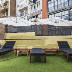 Отель BCN Urban Hotels Gran Ronda Испания, Барселона - 10 отзывов об отеле, цены и фото номеров - забронировать отель BCN Urban Hotels Gran Ronda онлайн бассейн