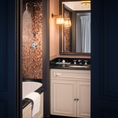 Отель Maison Athénée Франция, Париж - 1 отзыв об отеле, цены и фото номеров - забронировать отель Maison Athénée онлайн ванная