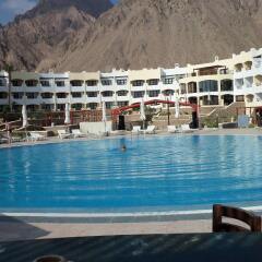 Отель Aquamarine Sun Flower Resort пляж
