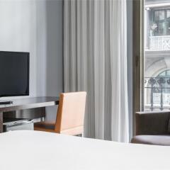 Hotel ILUNION Almirante Барселона удобства в номере