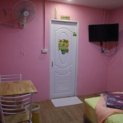 Отель Pa Chalermchai Guesthouse Бангкок комната для гостей фото 3