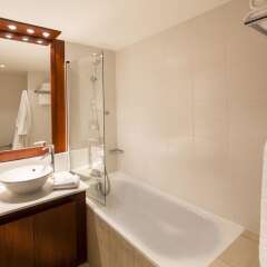 Отель Residhome Courbevoie La Défense ванная